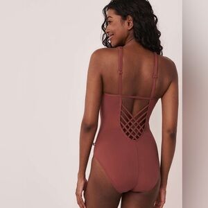 La vie en rose medium coverage sleeveless one piece bodysuit large